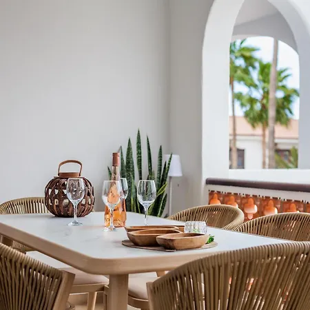 Casa Zuza - Ac, Heated Pool, 2 Terraces, 2 Bedrooms & Bathrooms, Tv Channels Lägenhet San Miguel de Abona