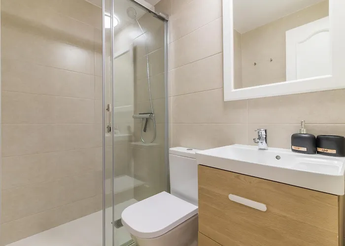 Casa Zuza - Ac, Heated Pool, 2 Terraces, 2 Bedrooms & Bathrooms, Tv Channels