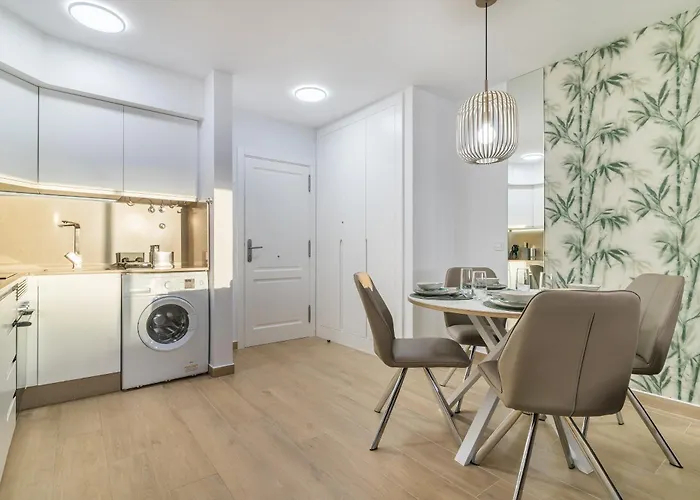 Apartment Casa Zuza - Ac, Heated Pool, 2 Terraces, 2 Bedrooms & Bathrooms, Tv Channels