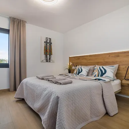 アパート Casa Zuza - Ac, Heated Pool, 2 Terraces, 2 Bedrooms & Bathrooms, Tv Channels *