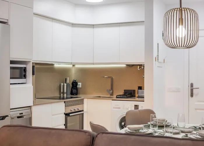 Casa Zuza - Ac, Heated Pool, 2 Terraces, 2 Bedrooms & Bathrooms, Tv Channels *